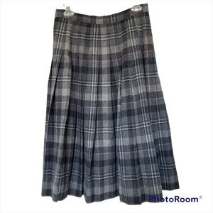 Vintage PendletonPlaid Pleated Wool Skirt Size 12 Irish Scottish Rockabilly
